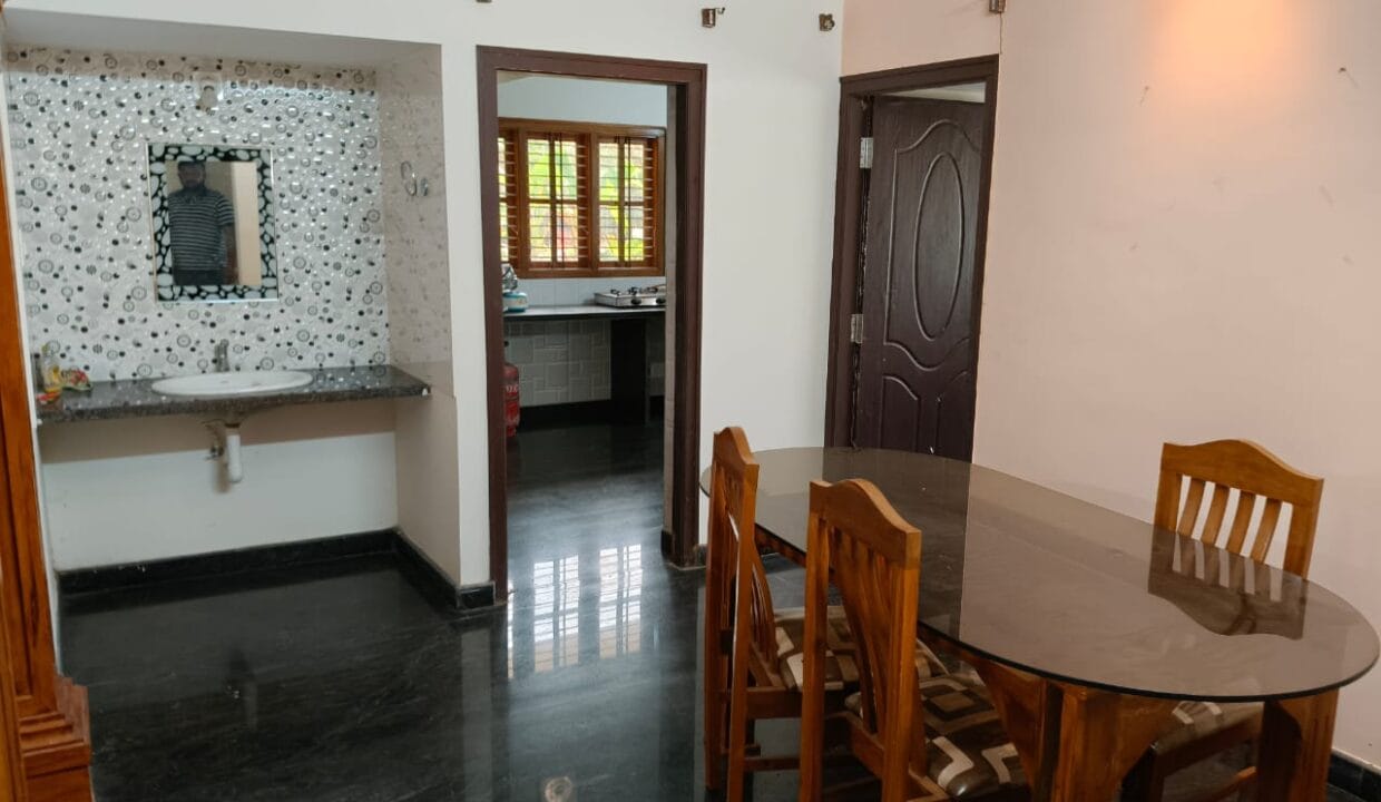 Polali 3BHK 23Cents (10)