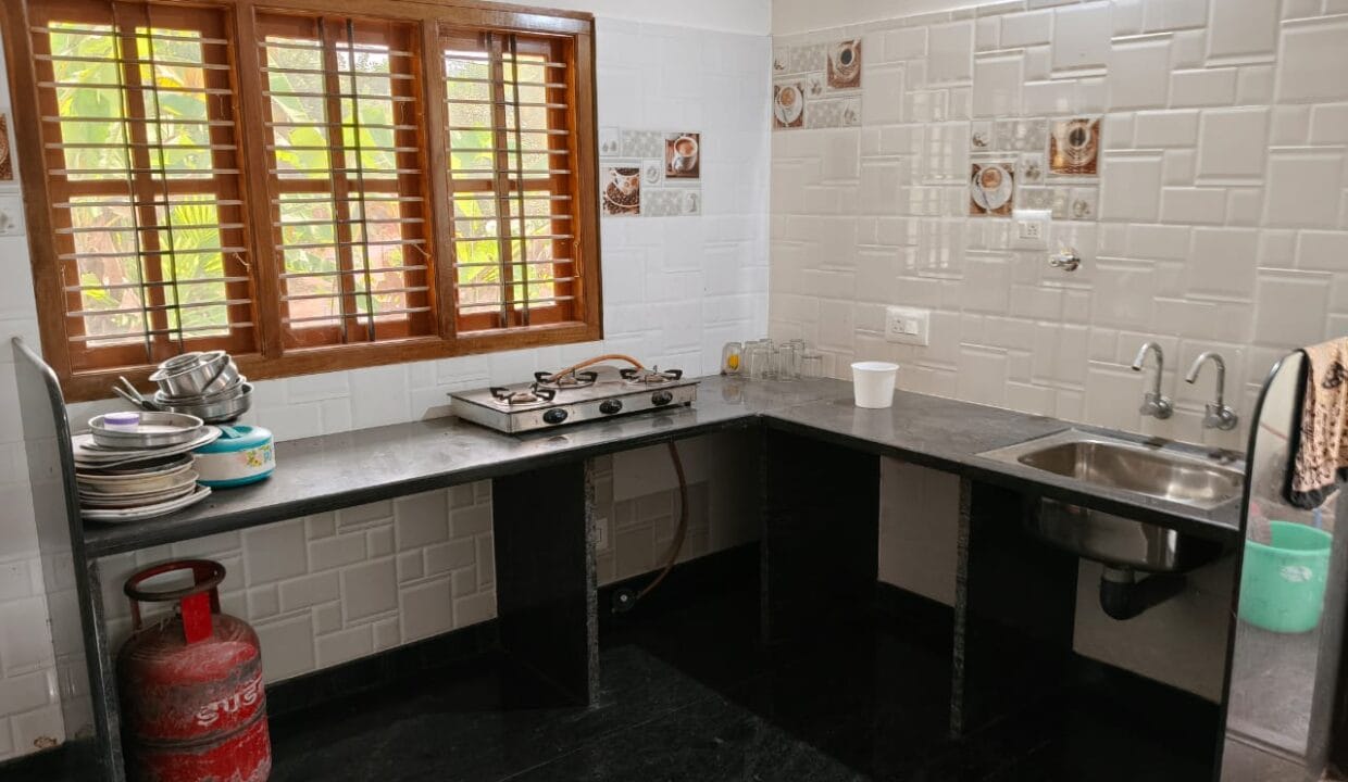 Polali 3BHK 23Cents (2)