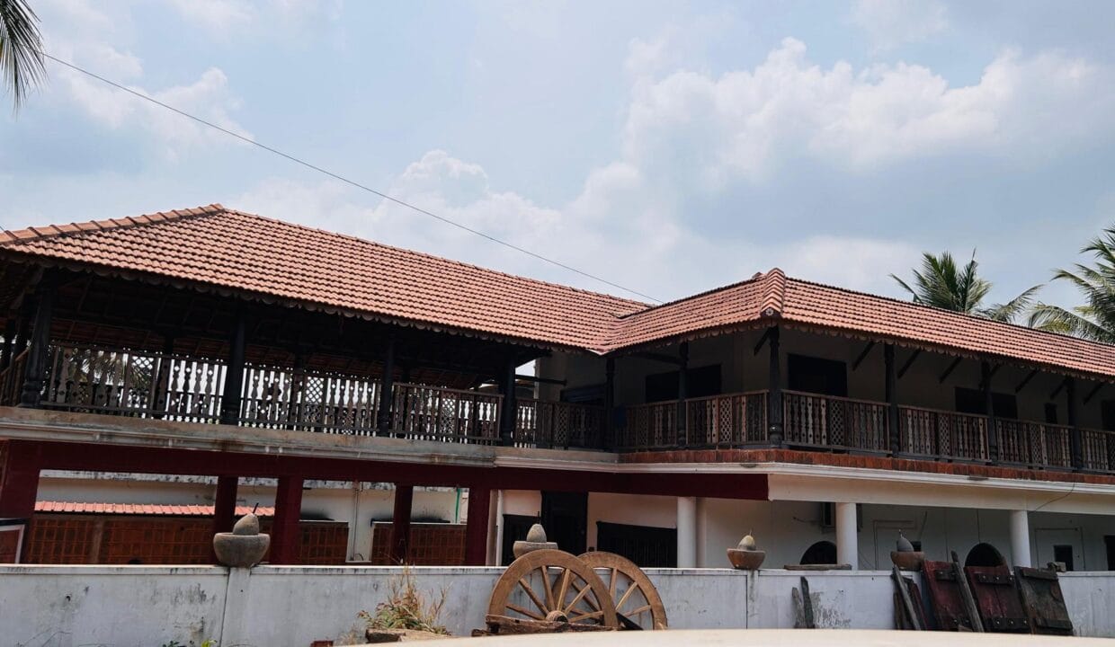 Ganjimutt 12 Cents 5BHK (7)