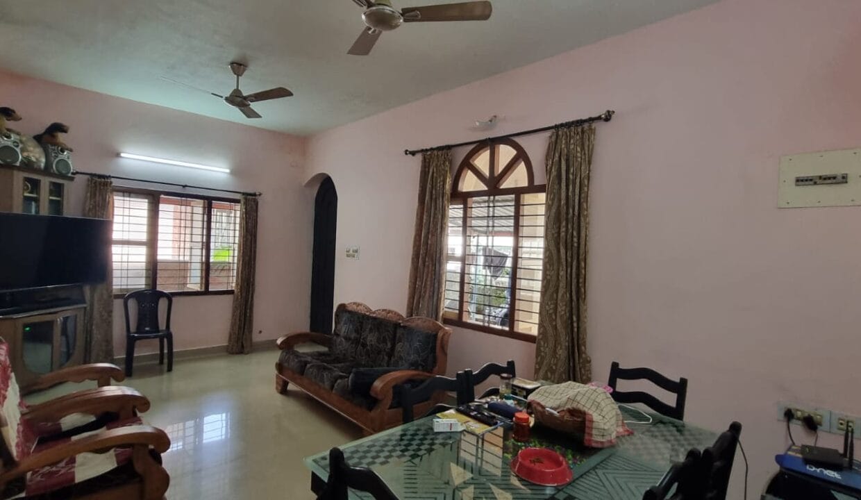 2BHK 5.25 Cents (8)