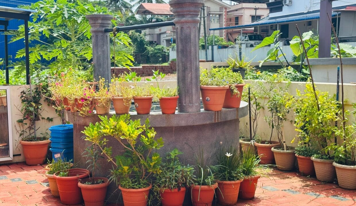 4 BHK 9 Cents Vamajoor (16)